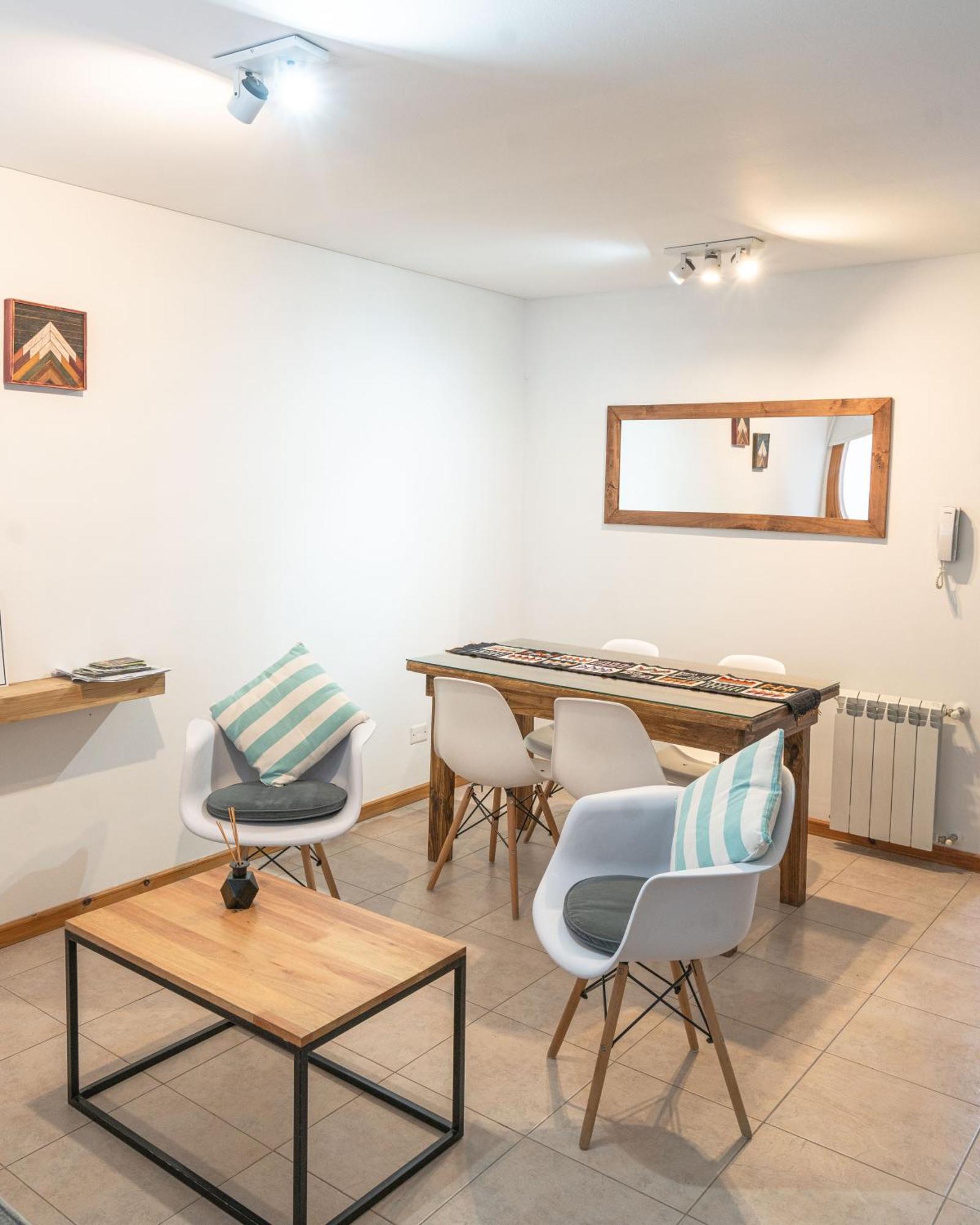 Moderno Departamento Centrico En San Martin De Los Andes - Habitatsma Buitenkant foto