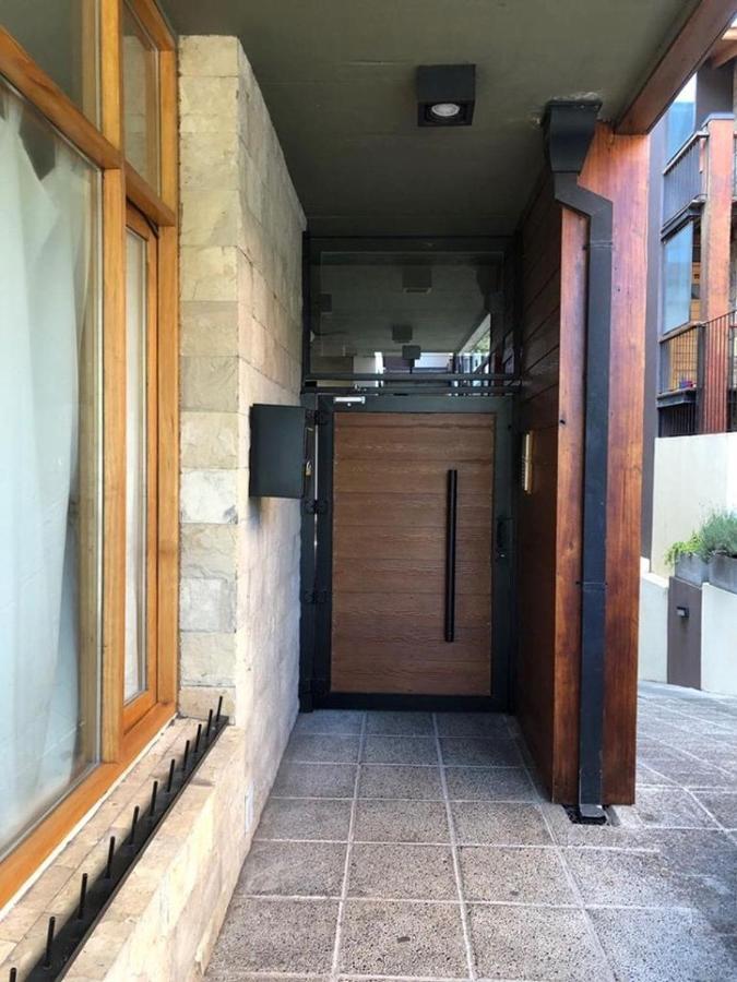 Moderno Departamento Centrico En San Martin De Los Andes - Habitatsma Buitenkant foto